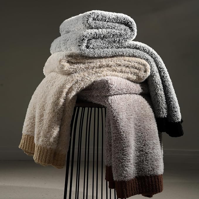 Amélie Home Knit Throw Blanket for Couch, Super Soft Cozy Fuzzy Throws for Sofa Bed Living Room, Luxury Cozy Fluffy Throw for Room Decor, 60" x 80", Heather Black