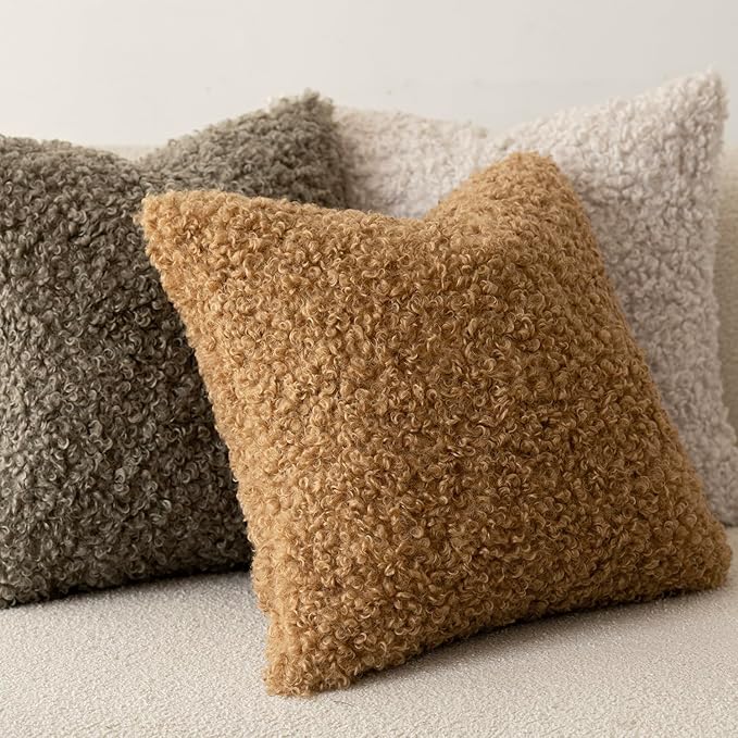 Foindtower 2 Pieces 18x18 Inch Bronze, Faux Fur Throw Pillow Cover Accent Sherpa Pillow Fuzzy Soft Pillowcases Sheepskin Decorative Fleece Cushion Case for Bed Couch Living Room