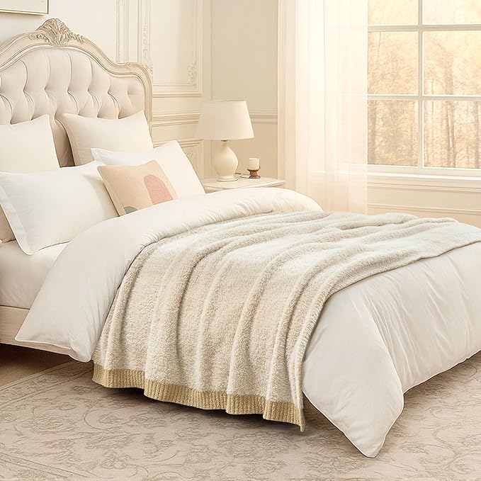 Amélie Home Knit Throw Blanket for Couch, Super Soft Fuzzy Blanket for Sofa, Luxury Cozy Fluffy Throw for Room Decor, 50" x 60", Heather Beige