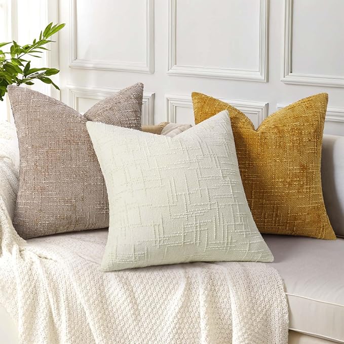 decorUhome Christmas Cream White Chenille Throw Pillow Covers 22x22 Set of 2 Thick Textured Slubby Couch Pillow Covers Farmhouse Accent Modern Neutral Decorative Pillow Cases for Bed Sofa Living Room