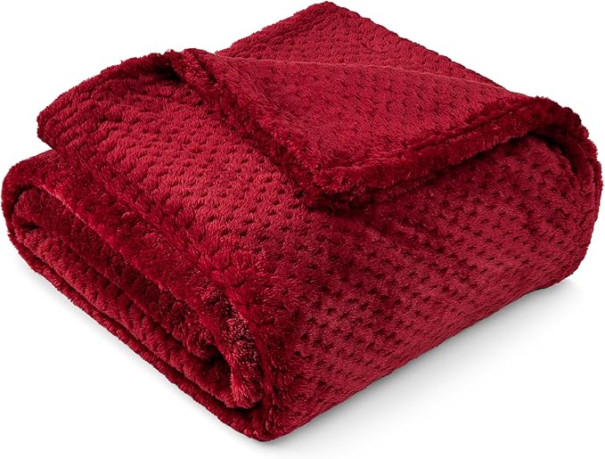 PAVILIA Maroon Red Throw Blanket for Couch, Twin Bed, Soft Fleece Throws for Sofa Chair, Fuzzy Waffle Textured Blanket, Cozy Warm Lightweight All Season Blanket Throw, 60x80