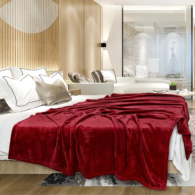 PAVILIA Wine Burgundy Throw Blanket for Couch Twin Size, Dark Red Maroon Super Soft Fuzzy Flannel Throw for Sofa, Luxury Plush Microfiber Blanket Twin Bed, Home Decorative Velvet Gift Blanket, 60x80