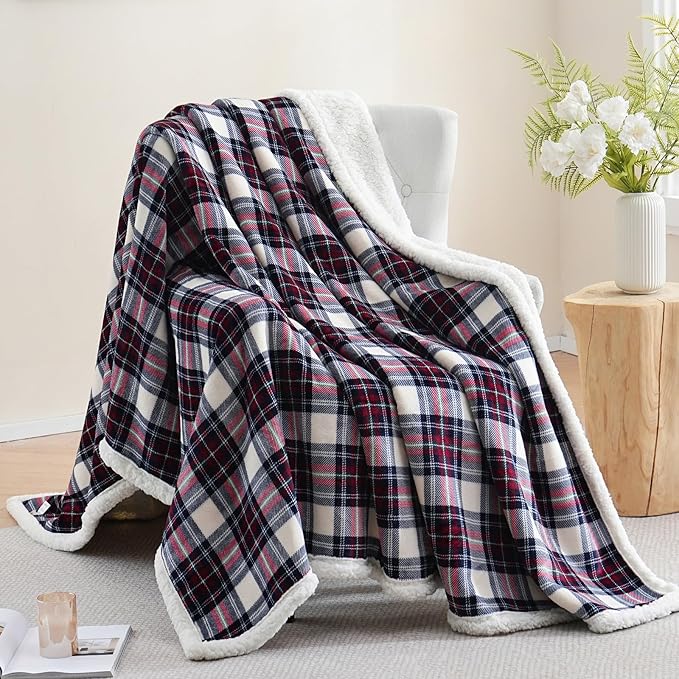PU MEI Sherpa Fleece Throw Blanket 60" x 80" Reversible Plush Fluffy Large Big Blanket Lattice Flannel Blankets for All Season Use, White Check