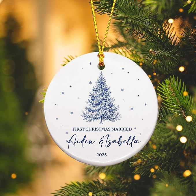 Personalized First Christmas Married Ornament 2025 – Ceramic Round Wedding Ornament – Christmas, Engagement, Anniversary, Newlywed Gift for Couple – Custom Names Keepsake Decoration