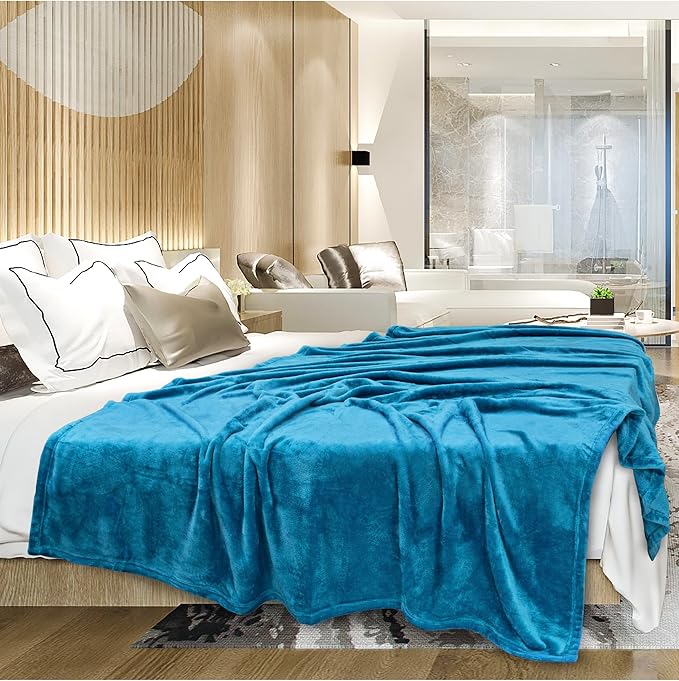 PAVILIA Turquoise Fleece Throw Blanket for Couch, Teal Blue Soft Fuzzy Flannel Throw for Sofa, Luxury Plush Microfiber Bed Blanket, Cozy Home Decorative Velvet Gift Blanket, 50x60