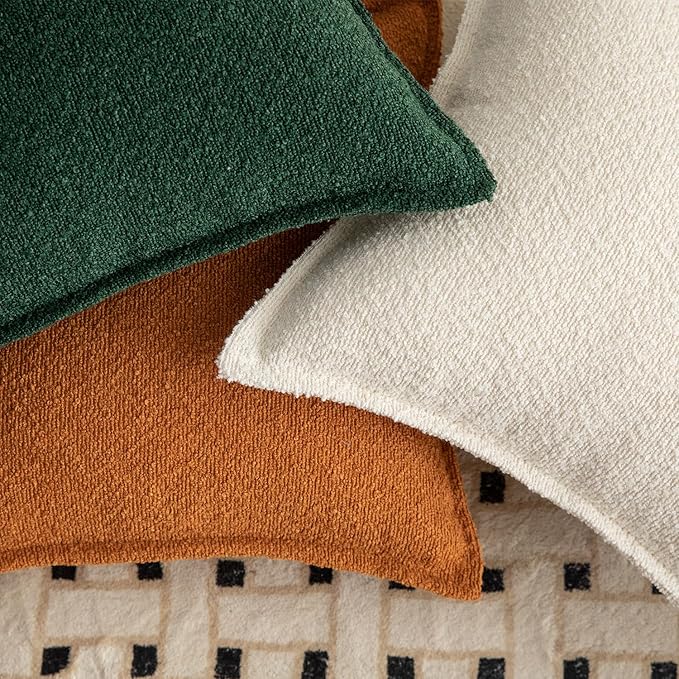 MANDIOO Pack of 2 Decorative Throw Pillow Covers Accent Solid Woven Textured Cushion Covers Pillow Cases Bedroom Living Room Sofa Home 20 x 20 Inch Green