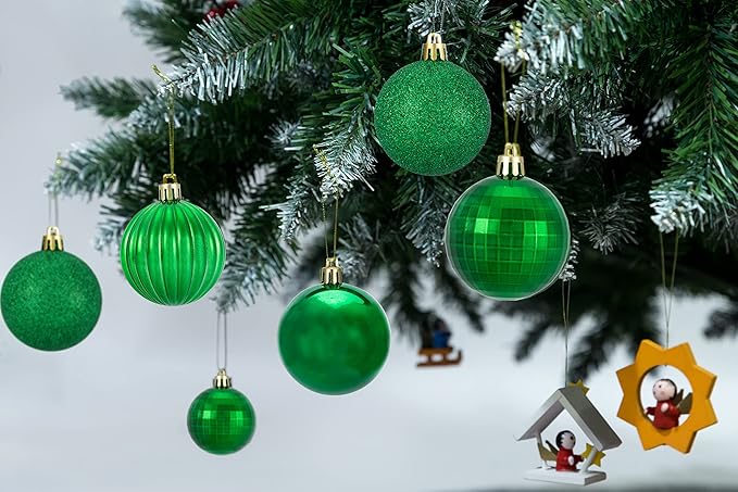 Small Size 28ct shatterproof Christmas Ball Ornaments in 4 Classic finishes for Christmas Tree Decoration (Green, 1.57“ Mini Size)