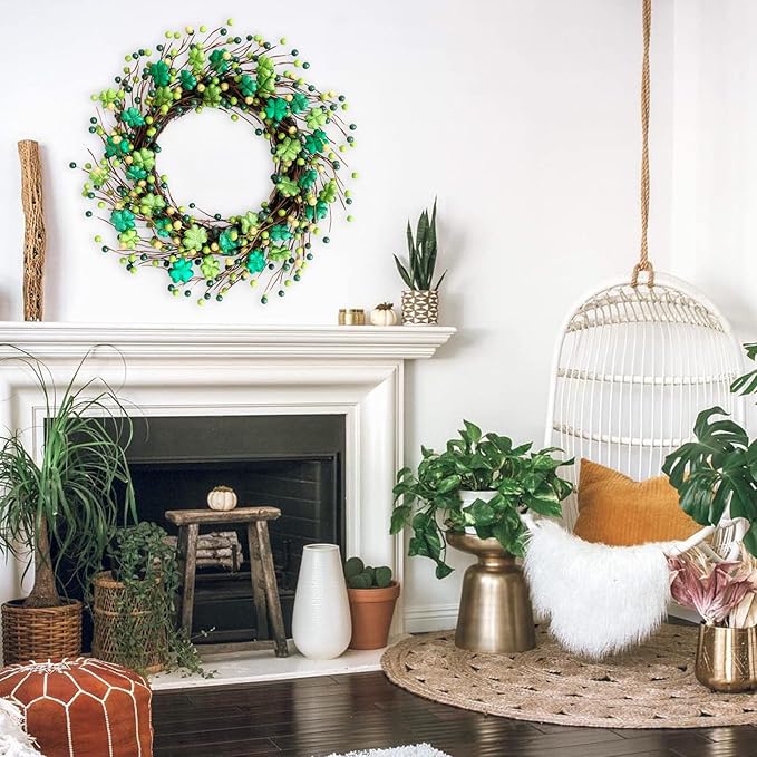 Bibelot ST Patrick’s Day Green Glitter Leaves Wreath, Spring Holiday Party Shamrock Clover Leaf Wreath for Front Door, Green Decoration for Inside and Outside Use
