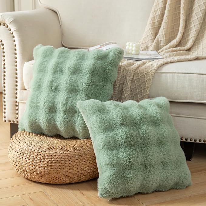 Yaertun Pack of 2 Sage Green Thick Soft Wool Decorative Throw Pillow Covers 20x20 Inch Faux Fur Plush Fluffy Cushion Covers for Sofa Couch Bedroom