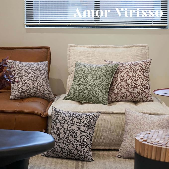 Amor Virisso Floral Throw Pillow Covers 24x24 Couch Pillows for Living Room Bed Block Print Decorative Accent Throw Pillow Covers Farmhouse Neutral Pillow Covers Sofa Pillows 1PC, Cream Oatmeal