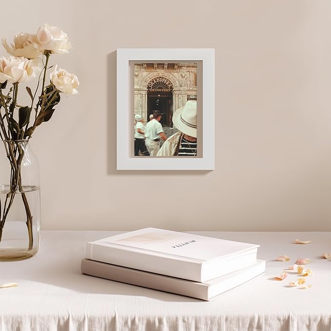 eletecpro 5x7 White Floating Picture Frames Set of 2, Real Double Glass Picture Frames for Wall Mount, Vertical or Horizontal Display Multi-Size Photos and Artworks up to 5 x 7 Inches, Home Decor