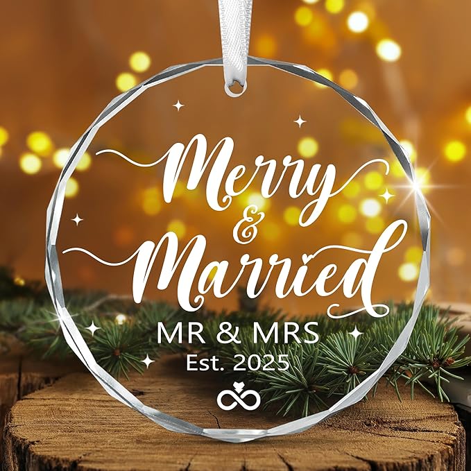 Christmas Wedding Gifts for Couples - Mr & Mrs Glass Christmas Ornaments 2025 for Tree Decorations - Anniversary Wedding Gifts for Newlyweds, Just Married Ornament, Couples Gift Ideas