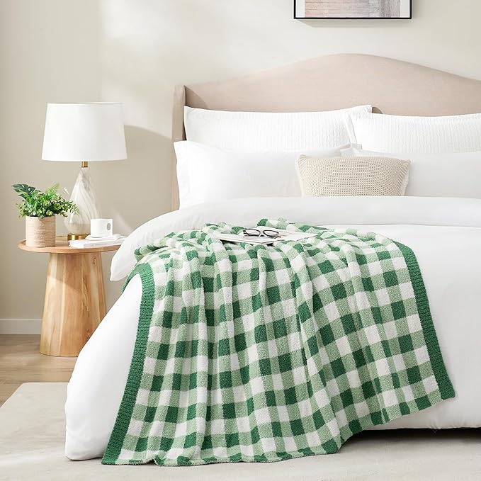 Snuggle Sac Buffalo Plaid Bedding Blanket Twin Size, Super Soft, Cozy Warm Knit Decorative Blankets, Reversible Plaid Fluffy Throws for Bed, Plaid Green, 60x80 Inches