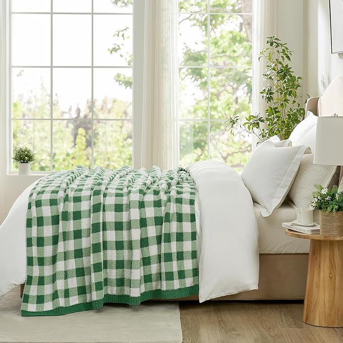 Snuggle Sac Buffalo Plaid Bedding Blanket Twin Size, Super Soft, Cozy Warm Knit Decorative Blankets, Reversible Plaid Fluffy Throws for Bed, Plaid Green, 60x80 Inches