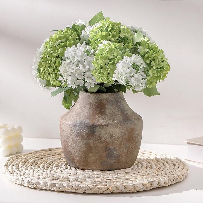 Mitt&Ditt Ceramic Flower Vase, 5.3 inch Pottery Farmhouse Rustic Vase, Handcrafted Weathered Vases, Small Flower Terracotta Vases for Home Decor, Living Room, Table, Shelf, Mantel, Neutral