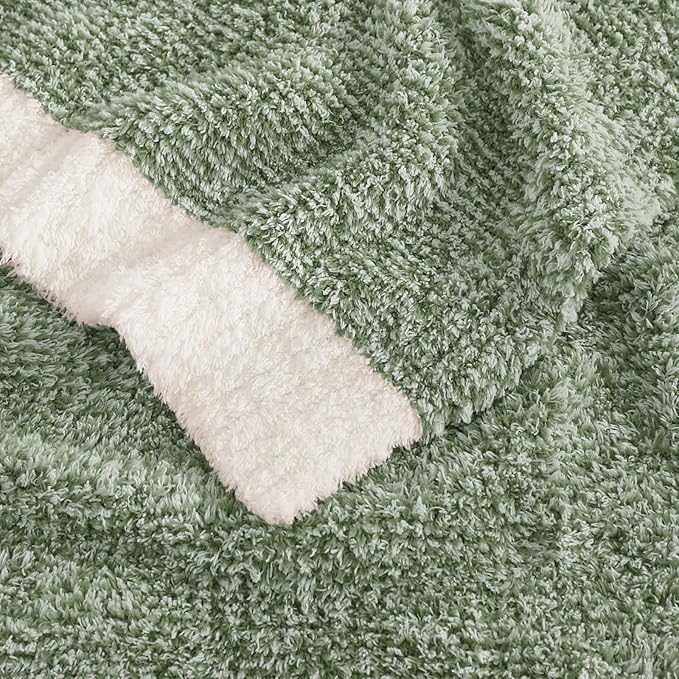 WRENSONGE Throw Blanket Cationic Dyeing Green Soft Cozy Fluffy Warm Hand Made Throw Blankets for Couch, Sofa, Chair, Bed, Camping, Picnic, Travel Lightweight Bed Blanket - 50"x60"