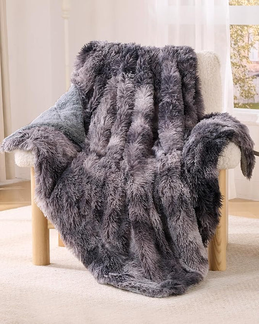 Super Soft Fluffy Faux Fur Throw Blanket for Couch, Fuzzy Sherpa Fleece Cozy Warm Gifts for Women, Room Decor Christmas Plush Thick Throw for Men, Minky Teen Gifts Winter Bedding, 50" x 60"