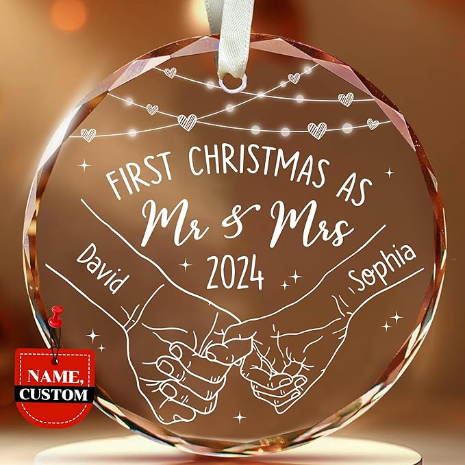 Personalized Mr and Mrs Ornament 2025 – Our First Christmas Married Gift for Couples – Wedding Keepsake – Personalized Names – Clear Glass Ornament for Newlyweds