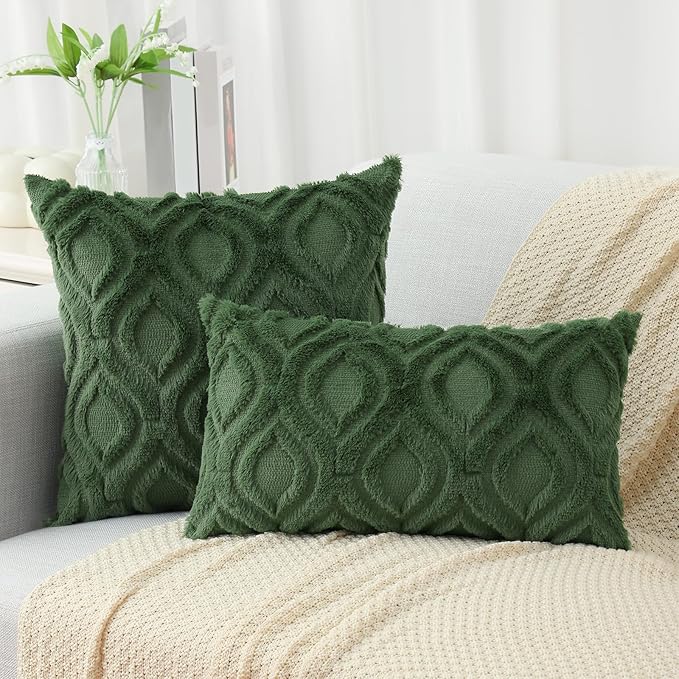 decorUhome Throw Pillow Covers 20x20 Inch Set of 2, Soft Plush Faux Wool Forest Elf Solid Couch Pillow Covers, Accent Farmhouse Neutral Square Pillow Cases for Sofa Bed Living Room