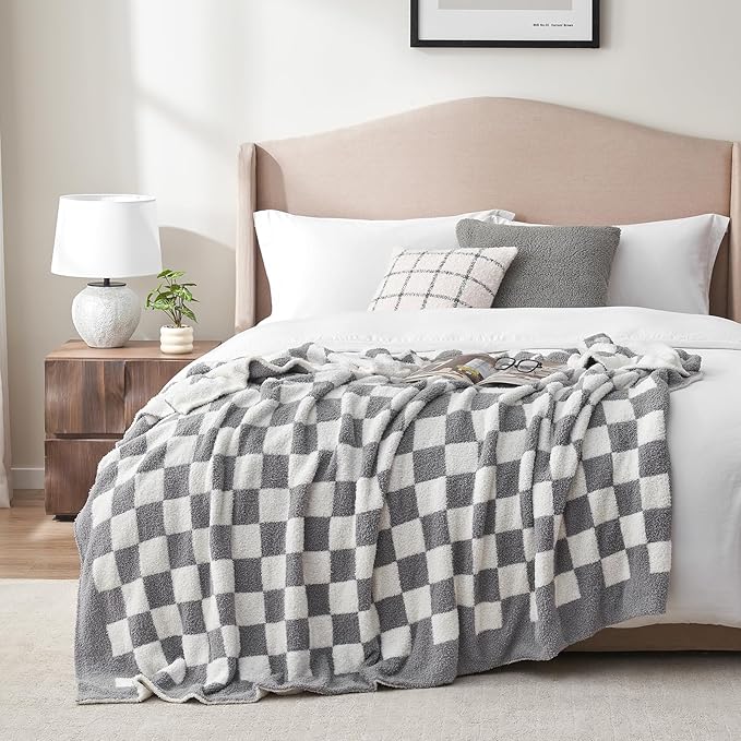 Snuggle Sac Checkered Bedding Blanket Twin Size 60x80, Super Soft, Cozy Warm Knit Blankets, Reversible Breathable Lightweight Fluffy Throws for Sofa, Bed, Checkered Grey, 60x80 Inches