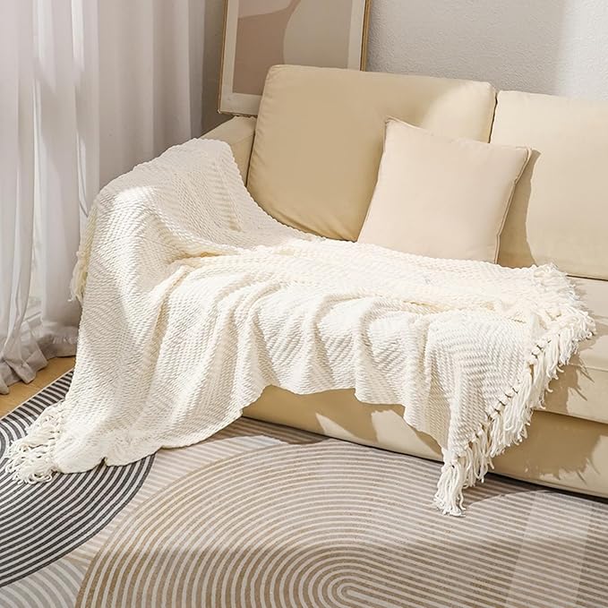 Chunky Knit Throw Blanket 51x67 inch Soft Warm Throw Blanket with Tassels for Couch Sofa Living Room Decor, Soft