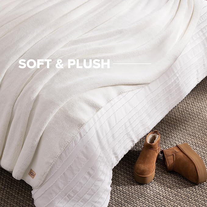 UGG Plush Full/Queen Blanket, Fleece Fluffy Blanket for Bed, Luxury Cozy Oversized Throw for Couch, Washable Hypoallergenic Bedding Queen Bed, 90" x 90", White Snow (Whitecap)