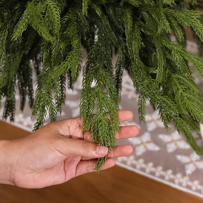 40 Pcs Real Touch Norfolk Pine Branches, Artificial Christmas Green Plants Branch Faux Greenery Stem Fake Pine Picks for Vase DIY Crafts Garland Wreath Xmas Indoor Outdoor Decor(18 Inches)