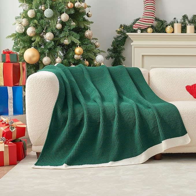 Amélie Home Christmas Waffle Throw Blanket for Couch, Soft Cozy Chenille Knit Blanket Warm Xmas Decorative Gifts Throw for Sofa, 50"x60", Holly Green