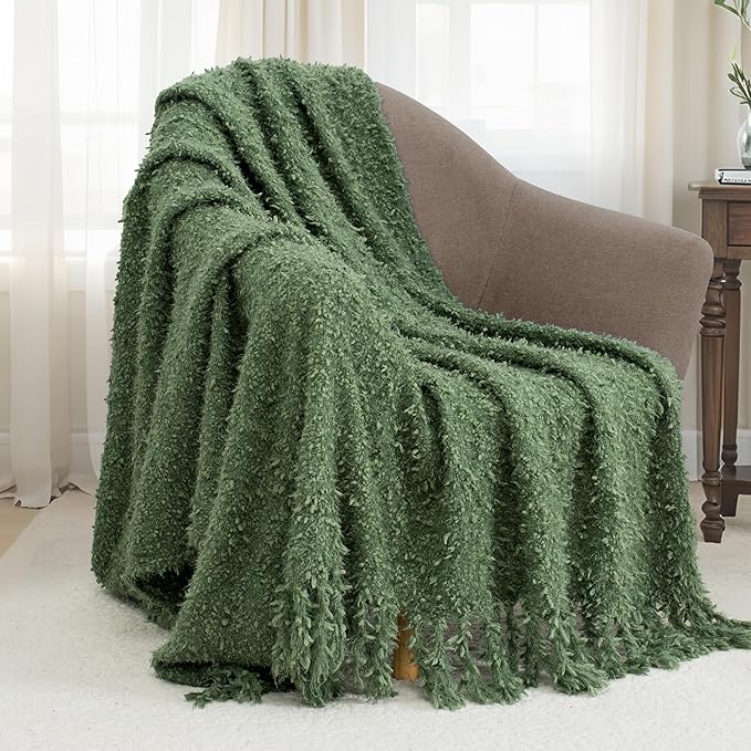 Winter Knit Throw Blanket Fluffy Fuzzy Soft Lightweight Cozy Farmhouse Tassels Chunky Knitted Throws for Couch Sofa Bed (Green, 50"x60")