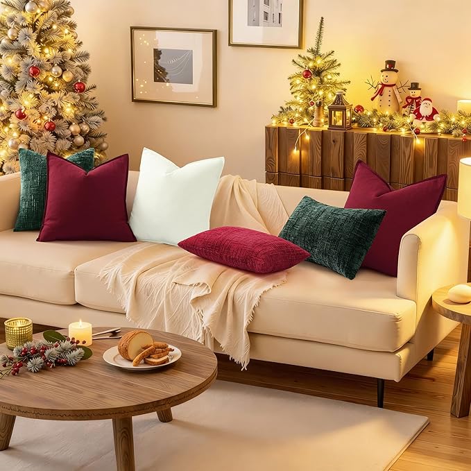 decorUhome Christmas Green Chenille Throw Pillow Covers 18x18 Set of 2 Thick Textured Slubby Couch Pillow Covers Farmhouse Accent Modern Neutral Decorative Pillow Cases for Bed Sofa Living Room