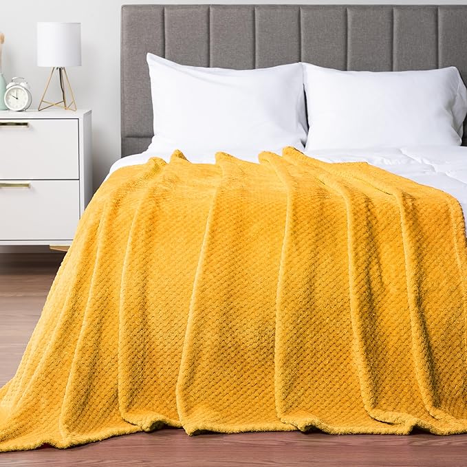 PAVILIA Mustard Yellow Throw Blanket for Couch Bed, Soft Fleece Throws for Sofa Chair, Fuzzy Waffle Textured Blanket, Cozy Warm Lightweight All Season Blanket Throw, 50x60
