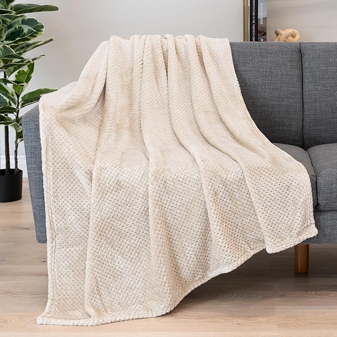 PAVILIA Beige Cream Throw Blanket for Couch, Twin Bed, Soft Fleece Throws for Sofa Chair, Fuzzy Waffle Textured Blanket, Cozy Warm Lightweight All Season Blanket Throw, 60x80