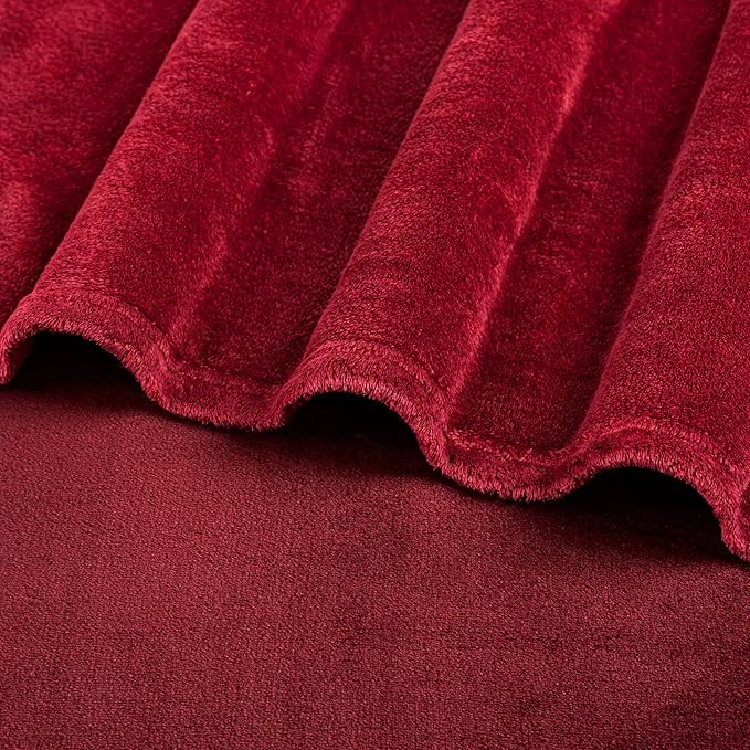 PAVILIA Wine Red Fleece Throw Blanket for Couch, Maroon Burgundy Soft Fuzzy Flannel Throw for Sofa, Luxury Plush Microfiber Bed Blanket, Cozy Home Decorative Velvet Gift Blanket, 50x60