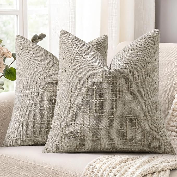 decorUhome Light Brown Chenille Throw Pillow Covers 24x24 Set of 2 Thick Textured Slubby Couch Pillow Covers Farmhouse Accent Modern Neutral Decorative Pillow Cases for Bed Sofa Living Room