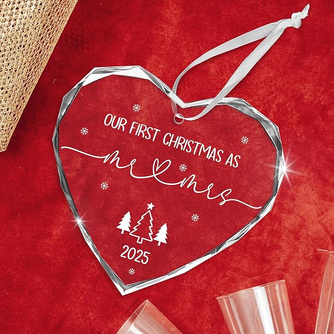Christmas Wedding Gifts for Couples 2025 - Mr and Mrs - Bridal Shower Gifts for Newlywed Bride - Glass Christmas Birthday Ornaments 2025 with Card, First Christmas Married Ornament