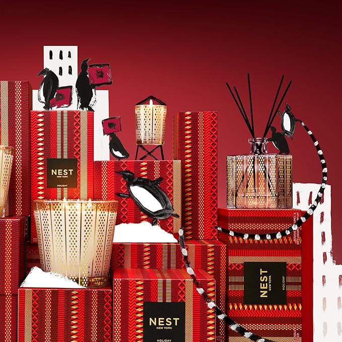 NEST New York Christmas Reed Diffuser, Holiday - 5.9 fl oz - Fragrance for Up to 90 Days - Reusable, Refillable Glass Holder - Includes 8 All-Natural Reed Sticks - Flame Free