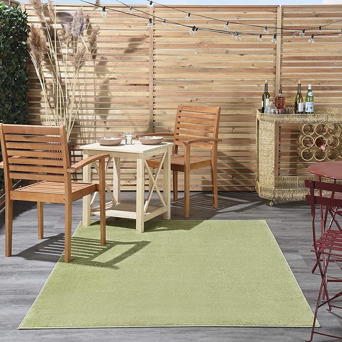 Nourison Home Essentials 4' x 6' Green Fabric Outdoor Area Rug (4' x 6')
